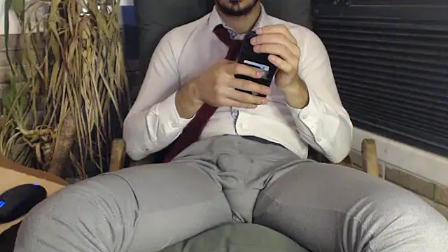 Naughtb0y online show from March 5, 2025, 6:01 pm