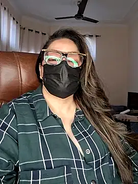 SEXY-Sardarni online show from September 26, 2025, 7:01 am