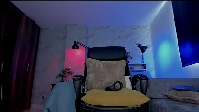 Snapshot of bruno_woods chatting on November 26, 2025, 1:34 pm bruno woods online show from November 26, 2025, 1:34 pm