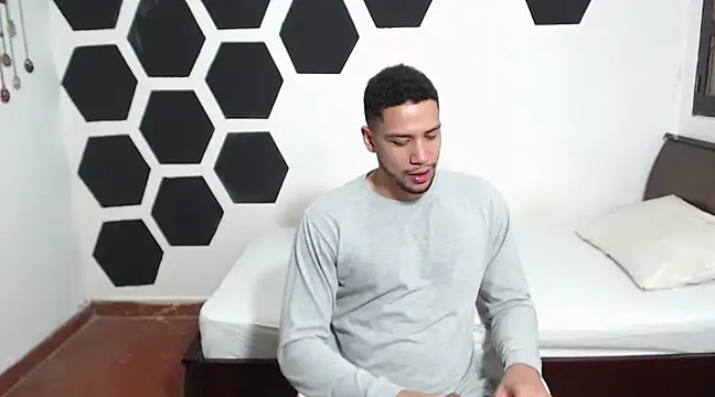 Jhors  Collens online show from January 21, 2025, 7:58 am