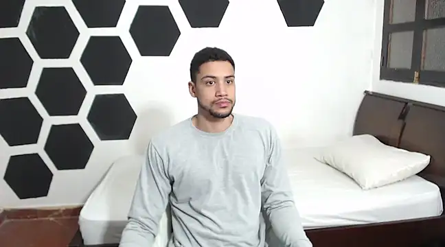 Jhors  Collens online show from January 29, 2025, 4:58 am