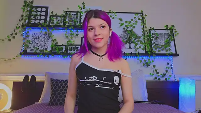 Snapshot of Katya_Zaitseva chatting on February 6, 2025, 11:26 pm Katya Zaitseva online show from February 6, 2025, 11:26 pm