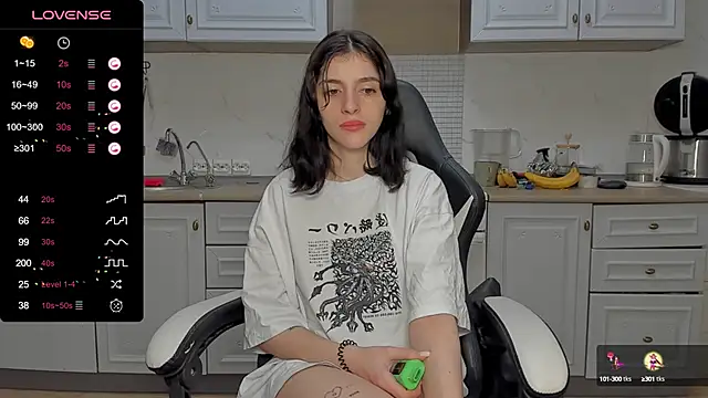 broosnica1 online show from January 25, 2025, 9:47 am