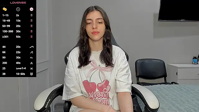 broosnica1 online show from October 21, 2025, 7:53 am