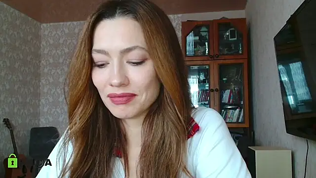 alicia spicy online show from December 3, 2024, 6:59 am