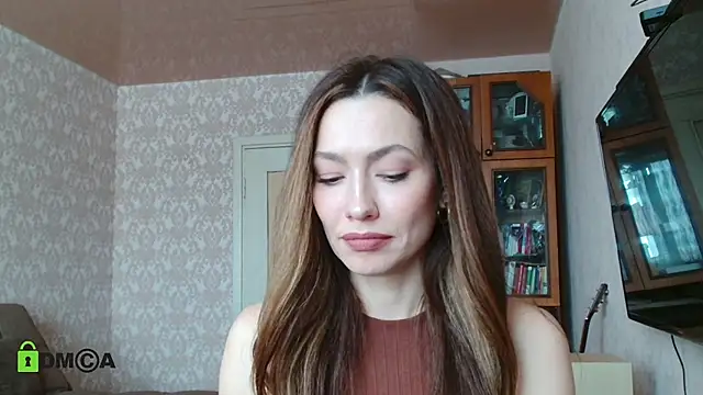 alicia spicy online show from February 14, 2025, 7:49 am