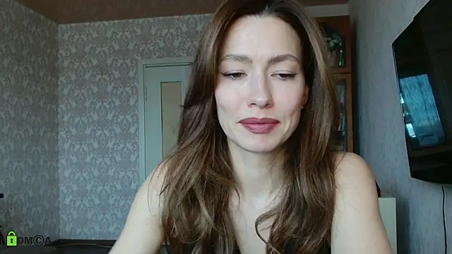 alicia spicy online show from October 11, 2025, 10:47 am