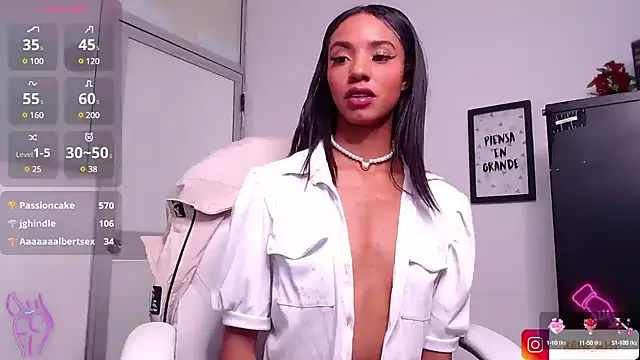 xenia golden online show from February 2, 2025, 4:11 pm