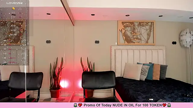  AlejaCruz  online show from February 5, 2025, 7:31 pm