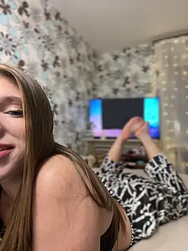 adel secret online show from March 4, 2025, 7:32 pm