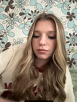 adel secret online show from October 1, 2025, 12:11 pm