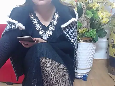 Snapshot of Nanaly_Sweet chatting on February 7, 2025, 1:15 am Nanaly Sweet online show from February 7, 2025, 1:15 am