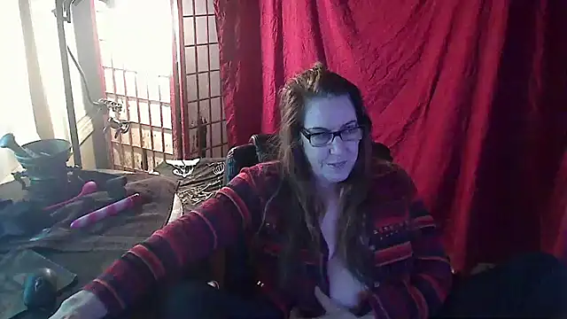 Snapshot of Ireallysquirt chatting on January 21, 2025, 7:15 am Ireallysquirt online show from January 21, 2025, 7:15 am