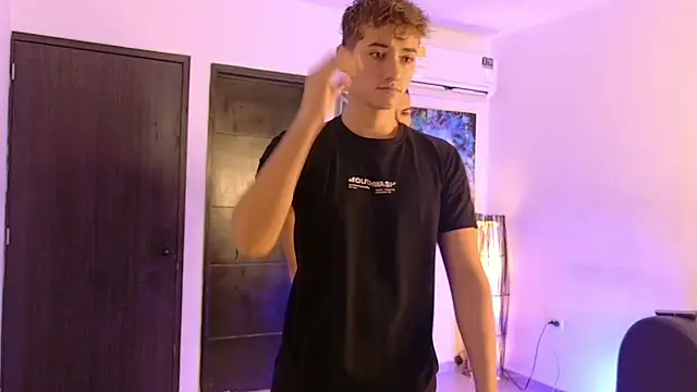 Snapshot of Boysgang_sex chatting on November 23, 2025, 11:32 am Boysgang sex online show from November 23, 2025, 11:32 am