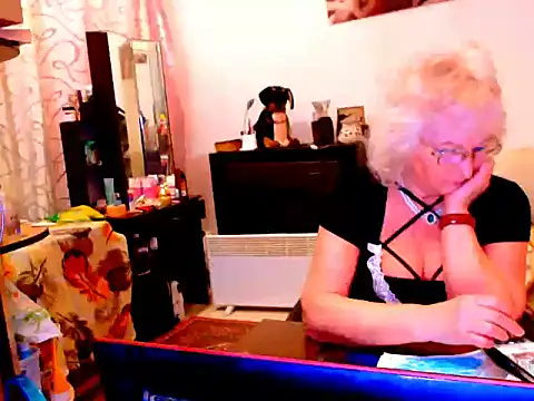 Snapshot of Natali7634 chatting on February 1, 2025, 8:08 am Natali7634 online show from February 1, 2025, 8:08 am