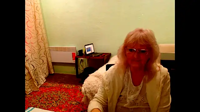 Natali7634 online show from November 5, 2025, 5:07 am