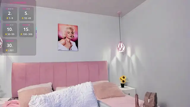 tiffani  love online show from March 22, 2025, 2:58 pm