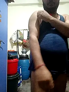 DeepakXxxR86 online show from December 1, 2025, 6:24 pm