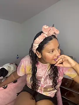 tati  22 online show from November 28, 2025, 5:15 pm