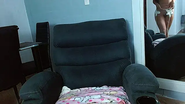 rousebonnett online show from January 14, 2025, 10:12 pm