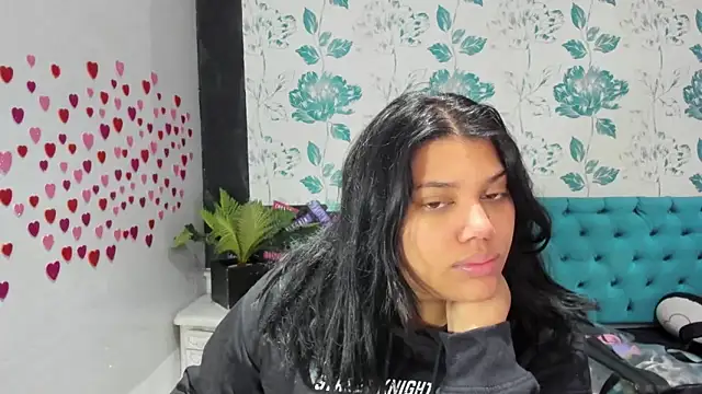 LindaBreeS online show from February 1, 2025, 1:51 pm