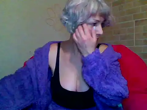 Lorie Carrie online show from December 28, 2024, 3:26 pm