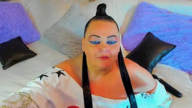 Snapshot of MilanaBiegert chatting on January 18, 2025, 2:33 pm MilanaBiegert online show from January 18, 2025, 2:33 pm