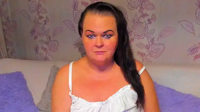 Snapshot of MilanaBiegert chatting on September 27, 2025, 8:14 pm MilanaBiegert online show from September 27, 2025, 8:14 pm