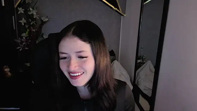 almma shy online show from November 5, 2025, 1:44 pm