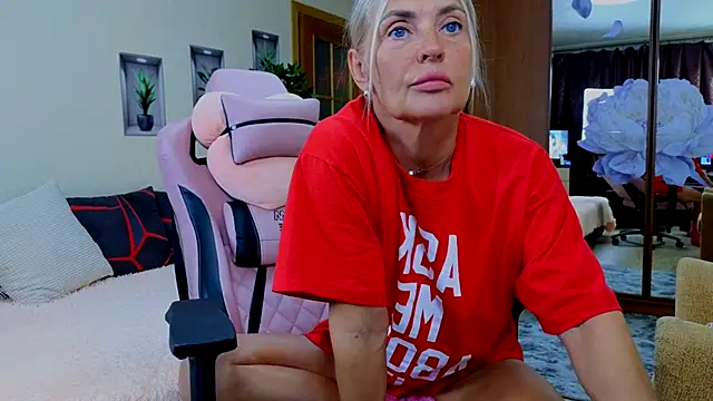 Snapshot of amelia_blondy chatting on September 16, 2025, 11:22 am amelia blondy online show from September 16, 2025, 11:22 am