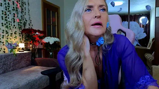 Snapshot of amelia_blondy chatting on November 4, 2025, 12:37 pm amelia blondy online show from November 4, 2025, 12:37 pm