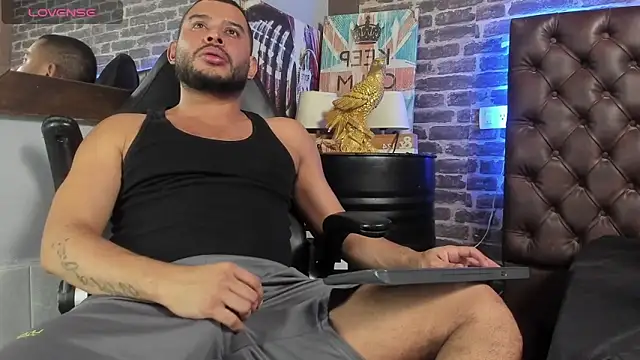 Snapshot of THIAGOXBIG chatting on November 27, 2025, 4:36 am THIAGOXBIG online show from November 27, 2025, 4:36 am