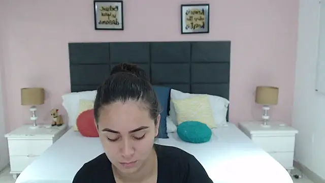 MadisonJenner online show from January 23, 2025, 11:15 am