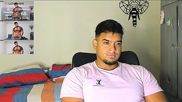 Snapshot of Big_furry_bear13 chatting on December 22, 2024, 11:00 am Big furry bear13 online show from December 22, 2024, 11:00 am