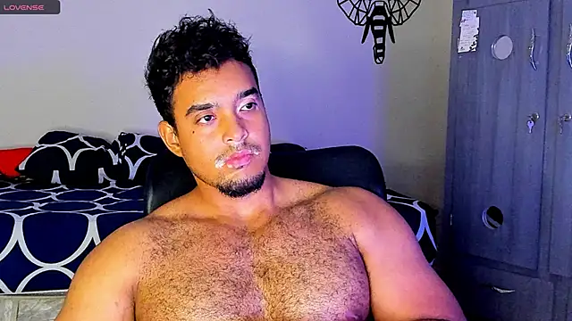 Snapshot of Big_furry_bear13 chatting on January 31, 2025, 9:16 am Big furry bear13 online show from January 31, 2025, 9:16 am