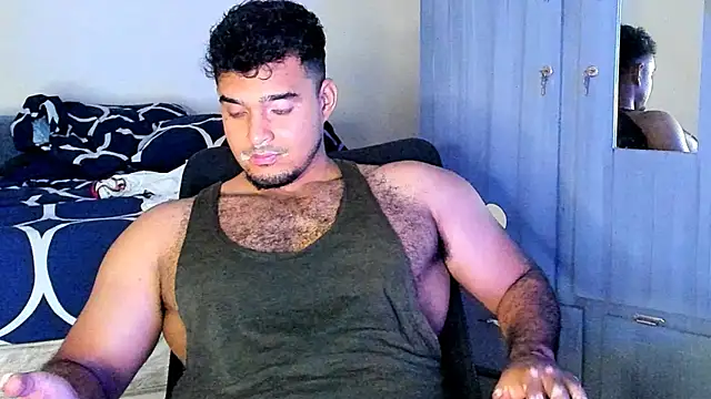 Snapshot of Big_furry_bear13 chatting on March 19, 2025, 4:36 am Big furry bear13 online show from March 19, 2025, 4:36 am