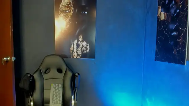 Snapshot of Big_furry_bear13 chatting on September 10, 2025, 5:51 am Big furry bear13 online show from September 10, 2025, 5:51 am