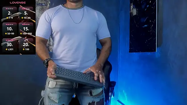 Snapshot of Big_furry_bear13 chatting on September 12, 2025, 6:57 am Big furry bear13 online show from September 12, 2025, 6:57 am