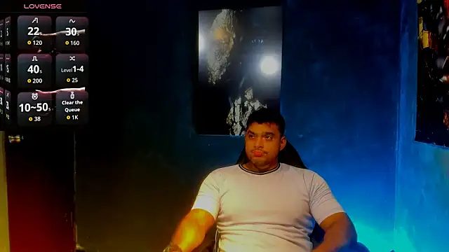 Snapshot of Big_furry_bear13 chatting on September 16, 2025, 6:03 am Big furry bear13 online show from September 16, 2025, 6:03 am