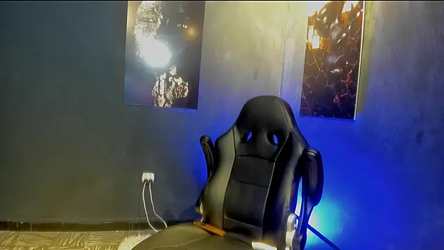 Snapshot of Big_furry_bear13 chatting on October 1, 2025, 5:57 am Big furry bear13 online show from October 1, 2025, 5:57 am