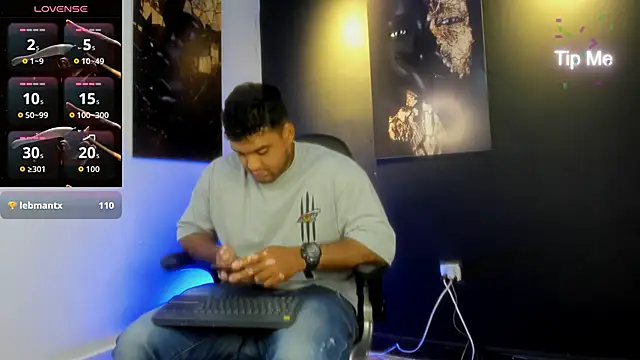 Snapshot of Big_furry_bear13 chatting on October 12, 2025, 10:58 am Big furry bear13 online show from October 12, 2025, 10:58 am