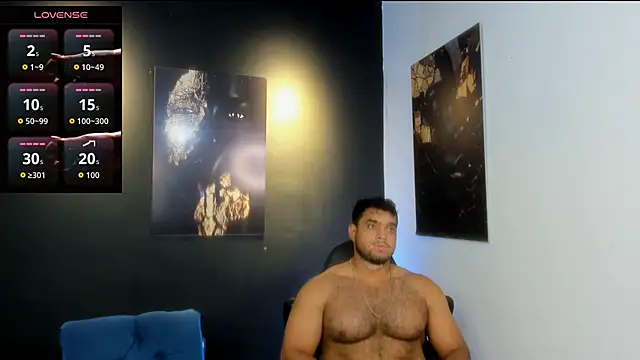 Snapshot of Big_furry_bear13 chatting on November 12, 2025, 8:15 am Big furry bear13 online show from November 12, 2025, 8:15 am