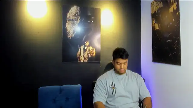 Snapshot of Big_furry_bear13 chatting on December 3, 2025, 6:43 am Big furry bear13 online show from December 3, 2025, 6:43 am