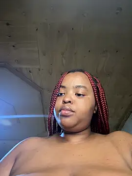 Snapshot of Linahlove chatting on December 29, 2024, 8:26 pm Linahlove online show from December 29, 2024, 8:26 pm