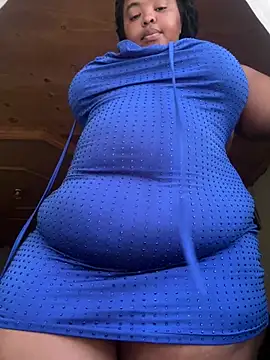 Snapshot of Linahlove chatting on February 19, 2025, 8:33 am Linahlove online show from February 19, 2025, 8:33 am
