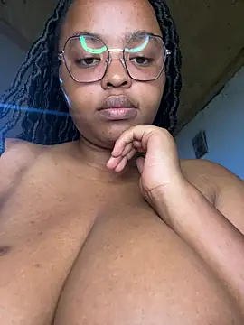 Snapshot of Linahlove chatting on March 16, 2025, 8:54 pm Linahlove online show from March 16, 2025, 8:54 pm