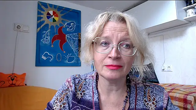 Snapshot of Zosya1111 chatting on October 3, 2025, 12:24 pm Zosya1111 online show from October 3, 2025, 12:24 pm