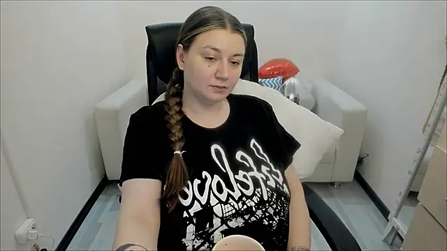 AlisaBacker online show from February 25, 2025, 12:47 am