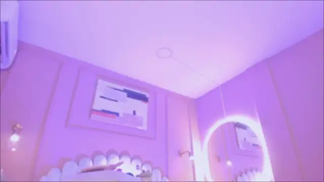 lia ass  online show from October 29, 2025, 10:39 am