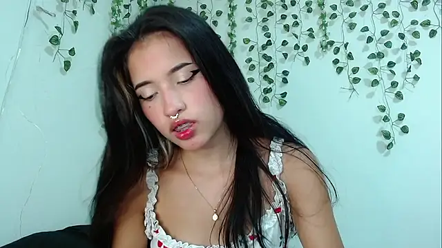 Snapshot of laurita_rico chatting on September 10, 2025, 5:07 am laurita rico online show from September 10, 2025, 5:07 am